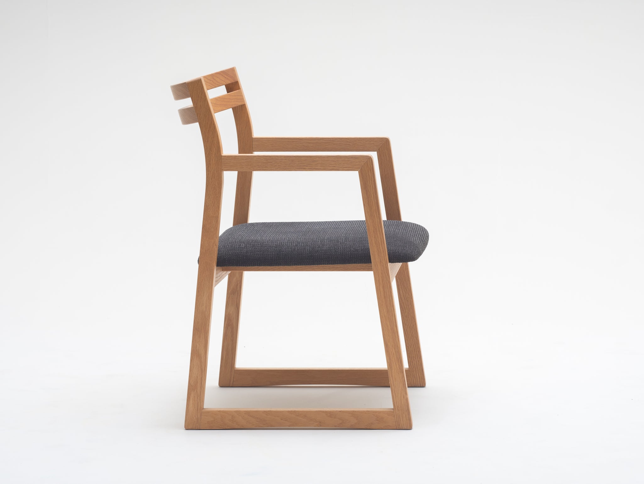 若葉家具｜WK36.W-arm chair – wakabakagu