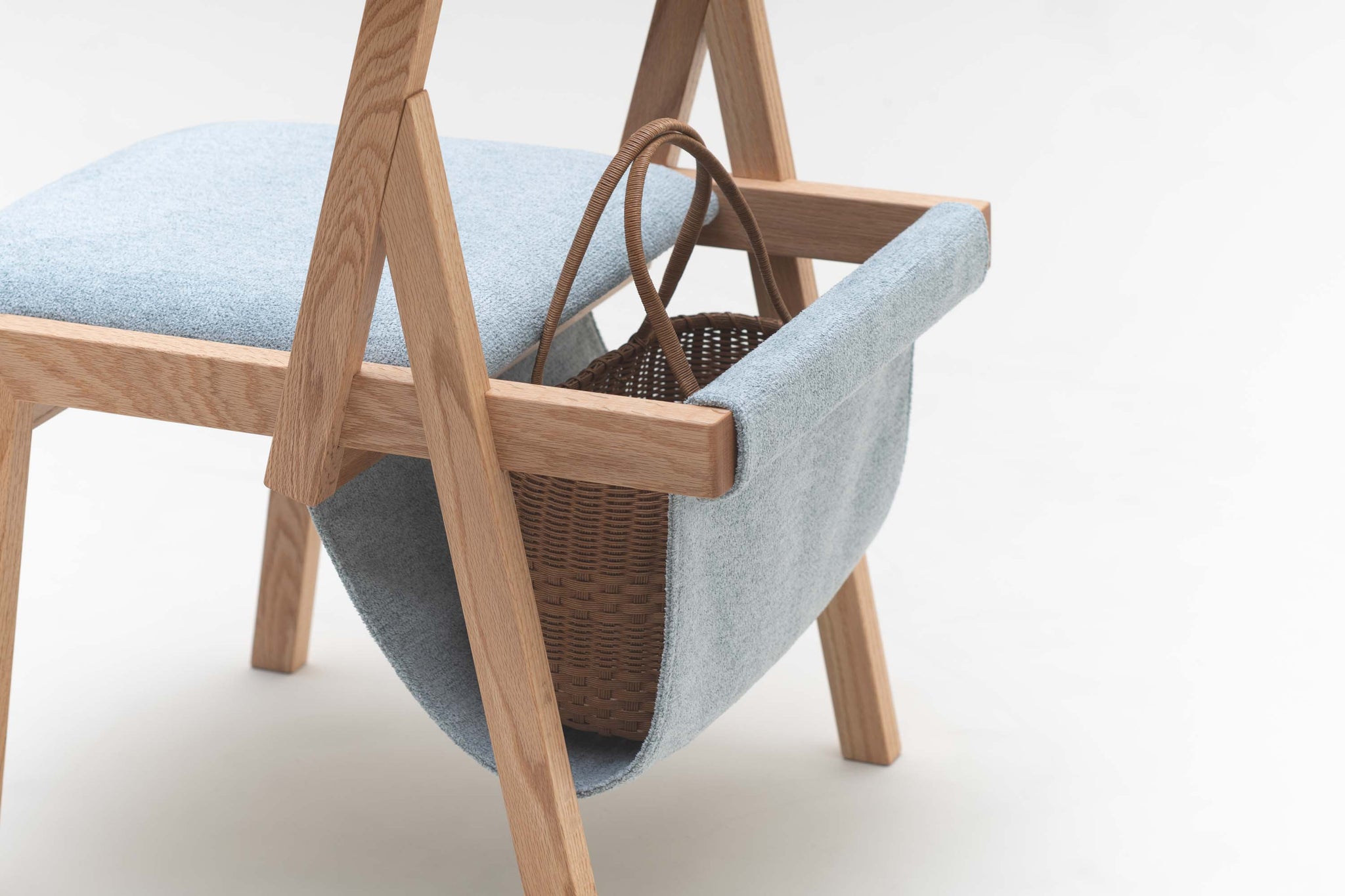 Pocket A-chair